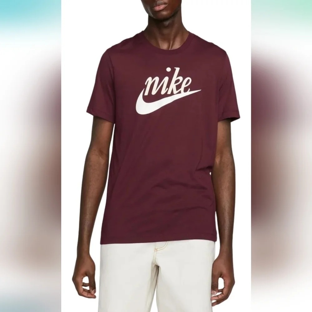 Nike Sportswear T-Shirt – Maroon (Large)